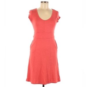 Toad&Co Salmon Fitted Dress w/pockets!